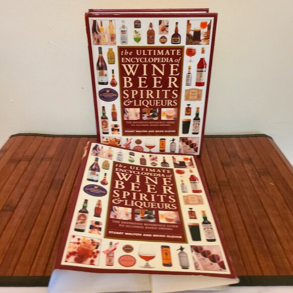 The Ultimate Encyclopedia of Wine, Beer, Spirits and Liqueurs - HC/DJ - Picture 3 of 10